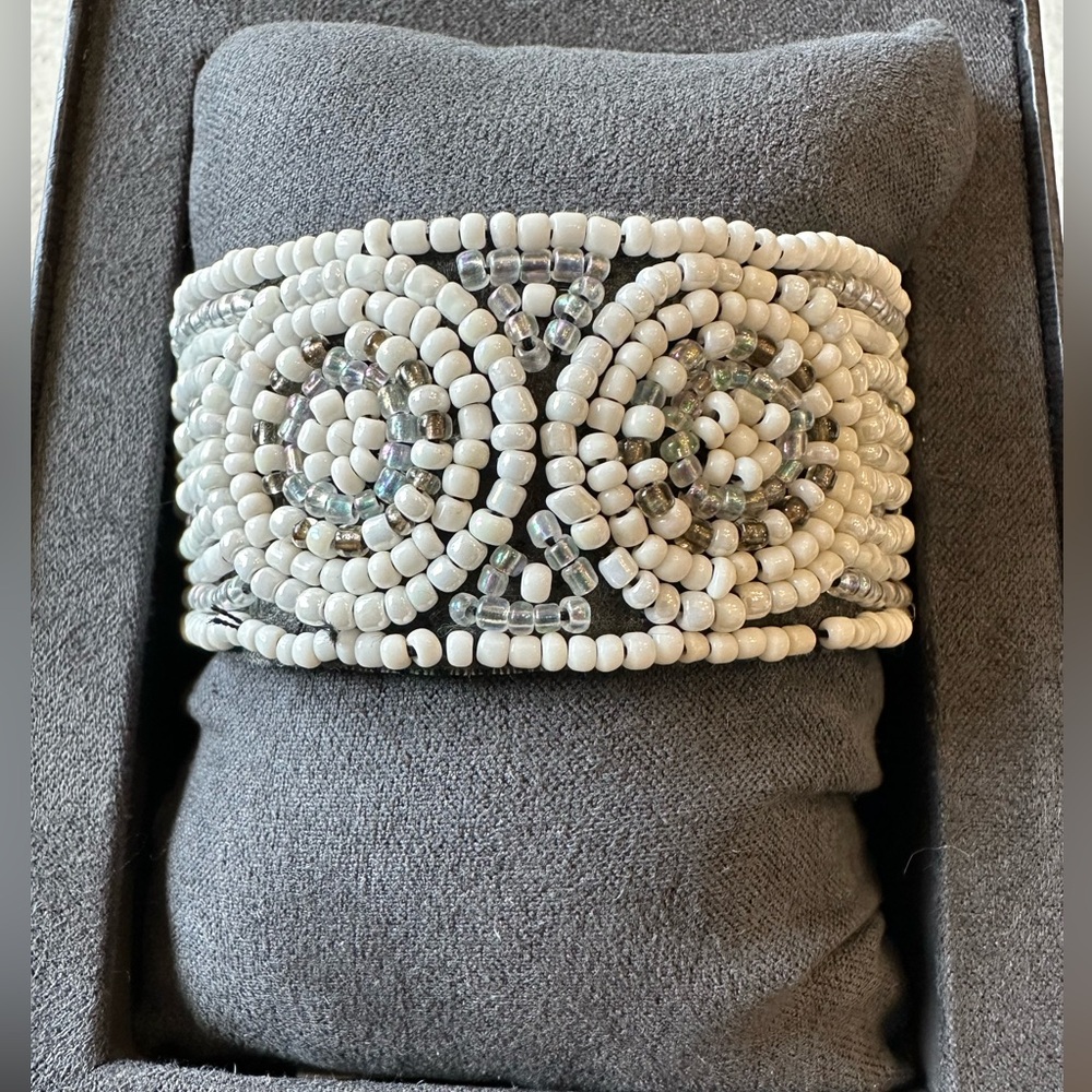 Handmade "Owl Eyes" Native American Beaded Bracelet.
